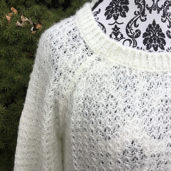 Sweater - Picture 3 of 7